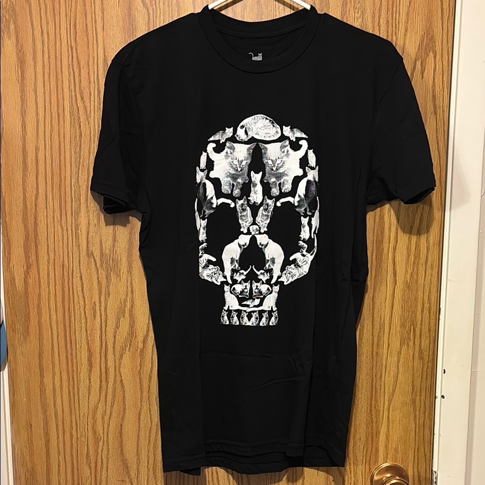 Black Skull Cat Graphic T-Shirt